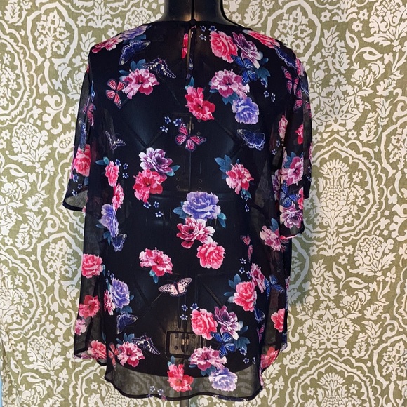 Torrid Sheer Black Floral Blouse Sz 2 - Picture 5 of 12